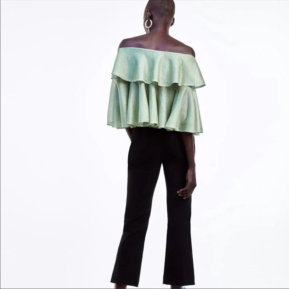 NWT Goodnight Macaroon off shoulder tiered top S - Picture 2 of 12